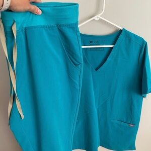 Figs Scrub Set Zamora Joggers Casma Top size Large Teal PO 1772 & 1773